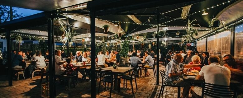 The Brewery Bar Christchurch - Beer, Food, Pizza | Cassels Brewing